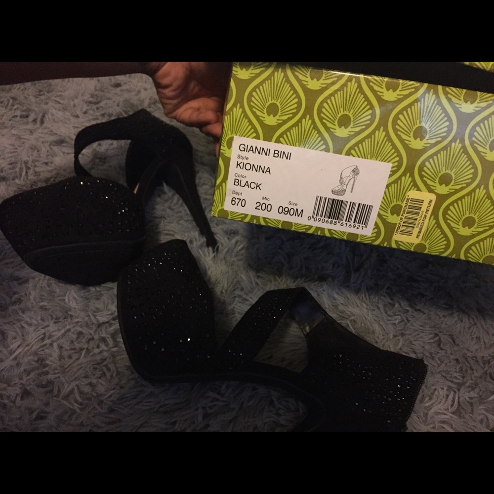 Platforms - Picture 6 of 8